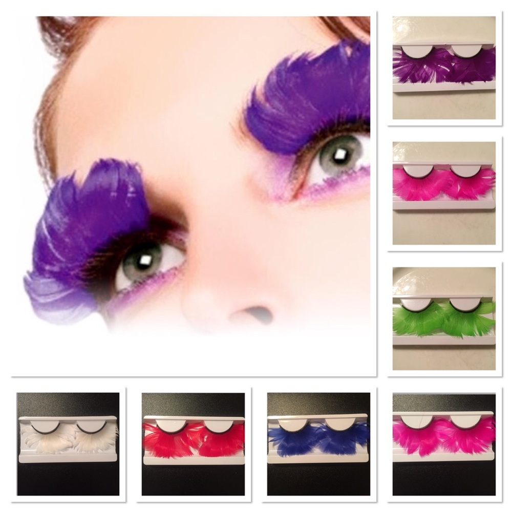 🎀 Beautiful feather flash lashes pair available in various colors